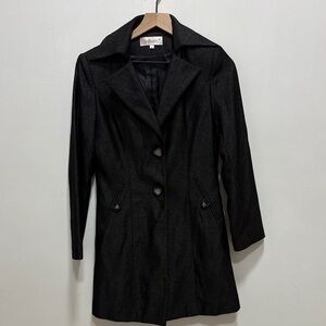 Elegant Black Trench Coat for Women